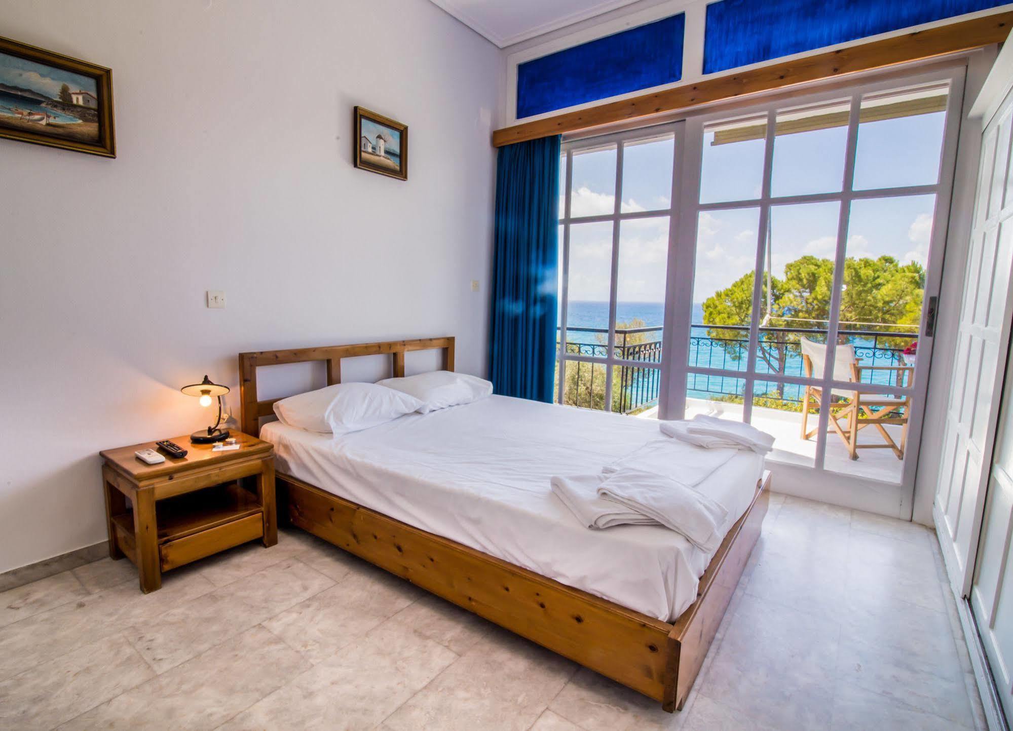 Theodora Apartments Avía 외부 사진